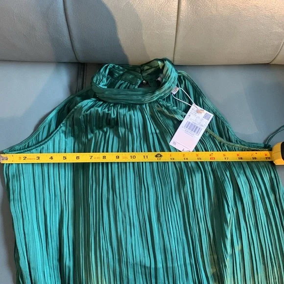 MANGO NWT Halter-neck pleated top - Picture 12 of 15